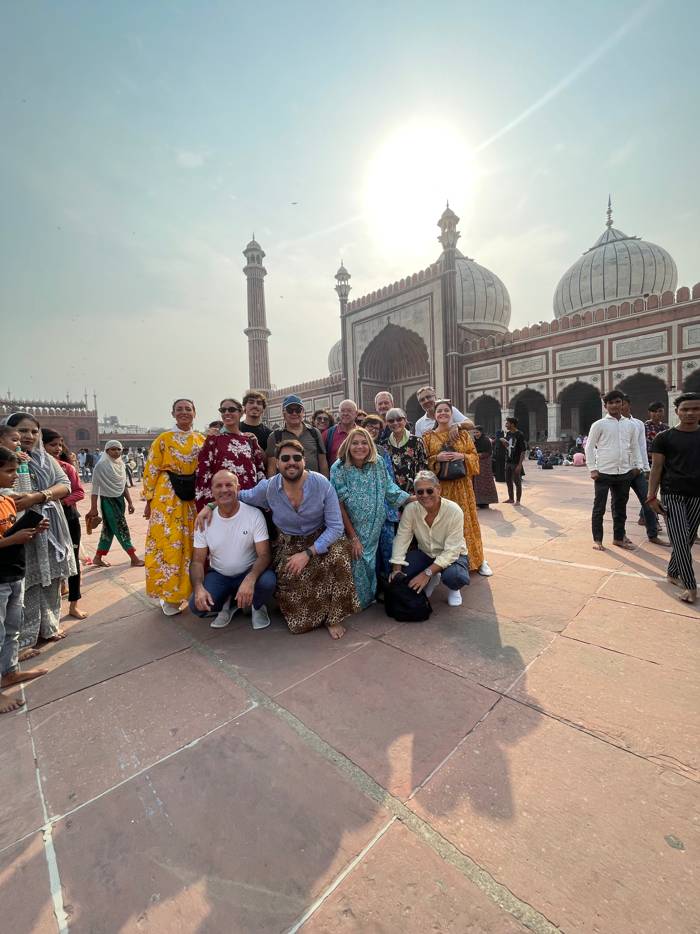 Gruppo Colopolo davanti alla moschea di Delhi