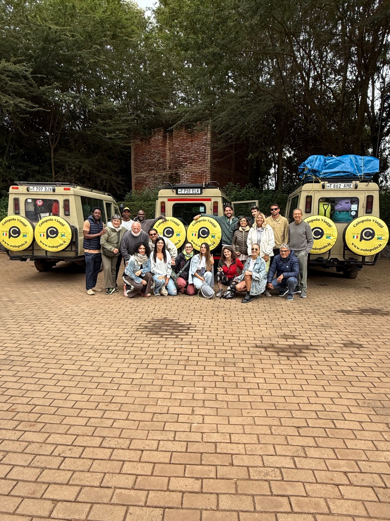 Un piccolo gruppo Colopolo in viaggio, accompagnato sul posto